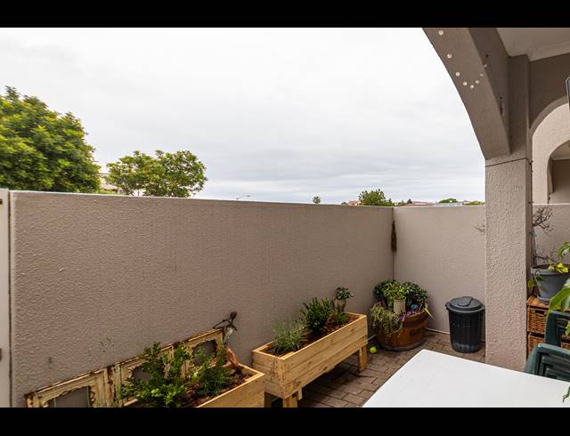 BEDROOM STUDIO APARTMENT FOR SALE IN BLOUBERG SANDS